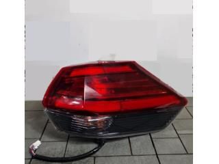 bontott NISSAN X-TRAIL III Jobb Külső Hátsó Lámpa