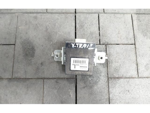 bontott NISSAN X-TRAIL III Komfort Elektronika