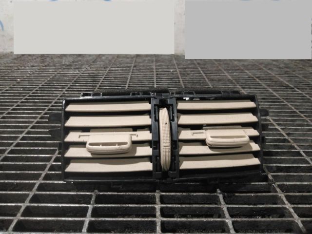 bontott NISSAN X-TRAIL III Középső Szellőző