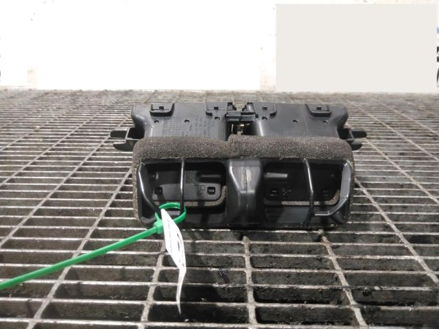 bontott NISSAN X-TRAIL III Középső Szellőző