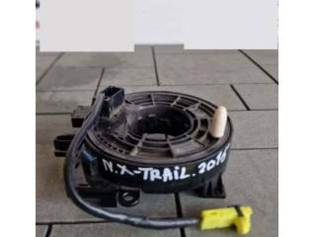 bontott NISSAN X-TRAIL III Légzsák Átvezető Szalagkábel