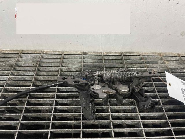 bontott NISSAN X-TRAIL III Motorháztető Zárszerkezet