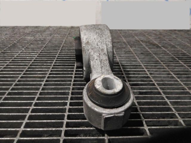 bontott NISSAN X-TRAIL III Tartó Bak