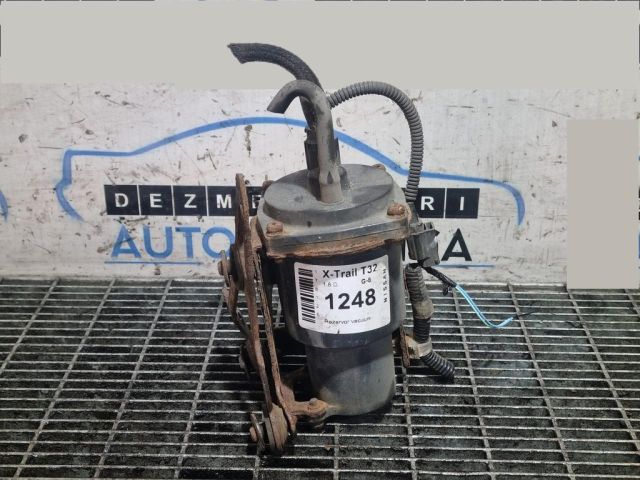 bontott NISSAN X-TRAIL III Vákum Tartály