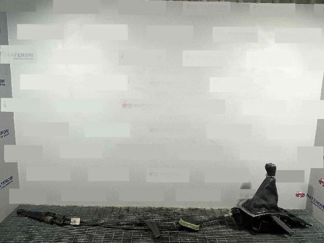 bontott NISSAN X-TRAIL III Váltógomb