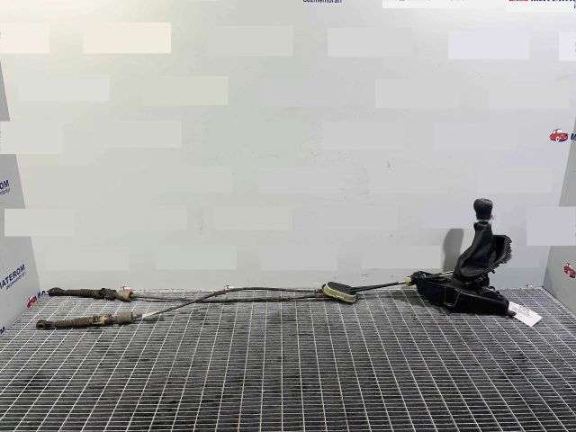 bontott NISSAN X-TRAIL III Váltógomb