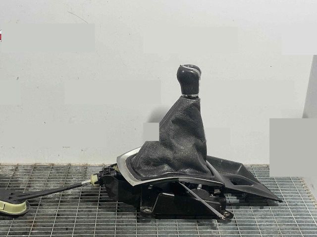 bontott NISSAN X-TRAIL III Váltógomb