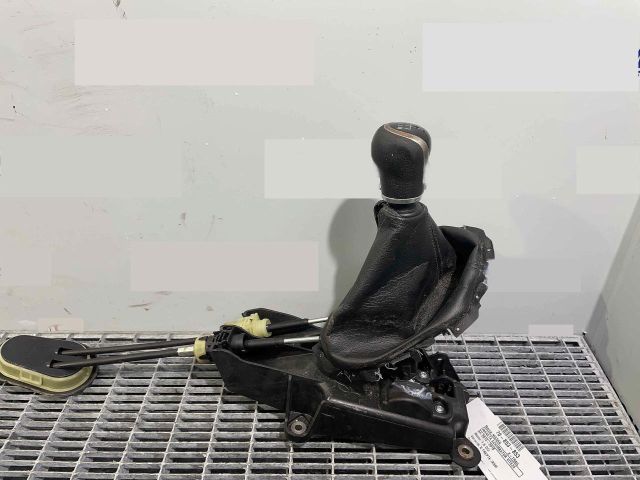 bontott NISSAN X-TRAIL III Váltógomb