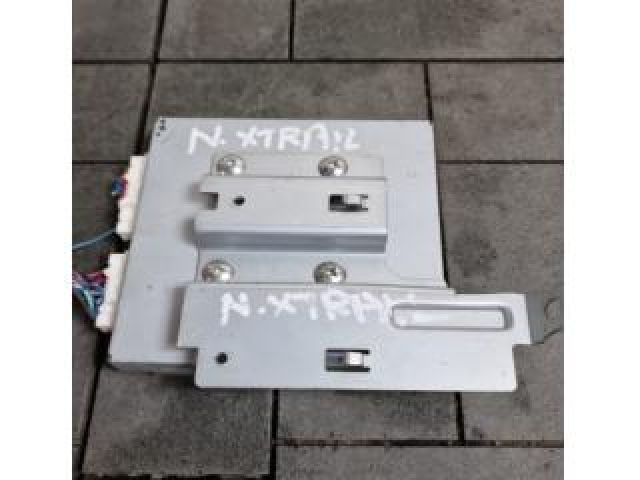 bontott NISSAN X-TRAIL III Video Elektronika