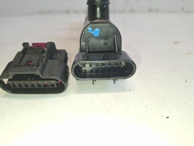 bontott OPEL ADAM Gyújtótrafó