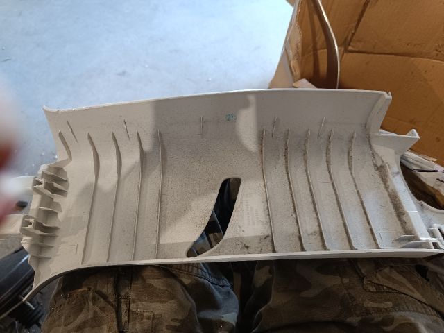 bontott OPEL ADAM Bal A Oszlop Burkolat