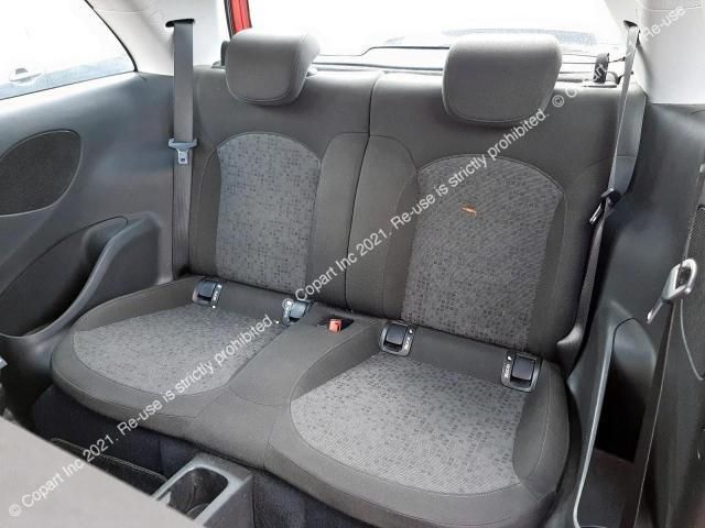 bontott OPEL ADAM Bal Küszöb