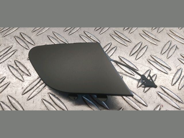 bontott OPEL ADAM Első Vonószem Burkolat