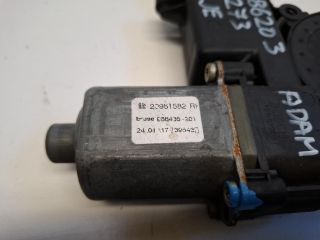 bontott OPEL ADAM Jobb első Ablakemelő Motor