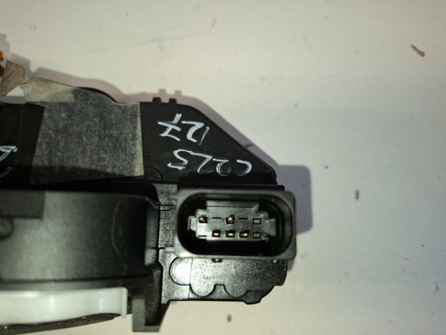 bontott OPEL ADAM Jobb első Ajtózár