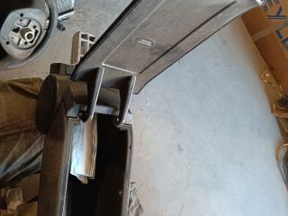 bontott OPEL ADAM Könyöklő Tartó Konzol