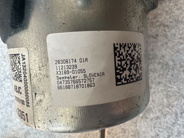 bontott OPEL ADAM Kormányoszlop