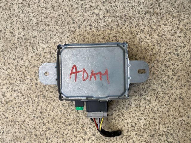 bontott OPEL ADAM Telefon Elektronika