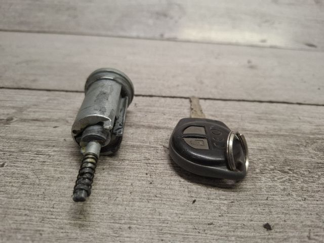 bontott OPEL AGILA Gyújtáskapcsoló