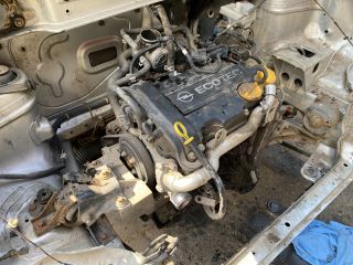 bontott OPEL AGILA Komplett Motor (Segédberendezésekkel)