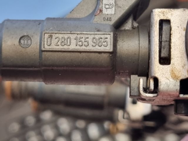 bontott OPEL AGILA Porlasztó Sor / Híd