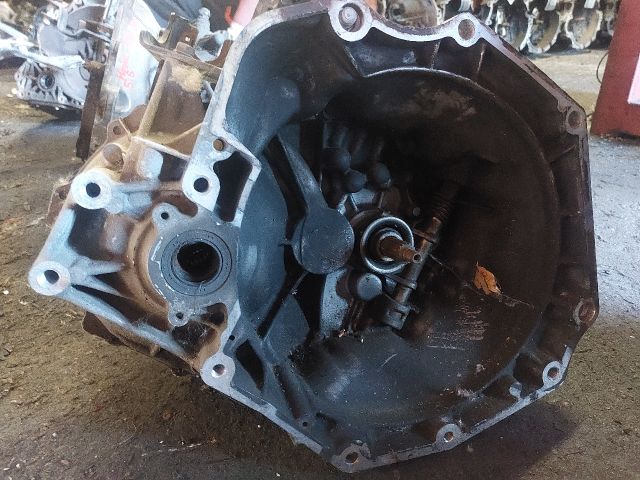 bontott OPEL AGILA Váltó (Mechanikus)