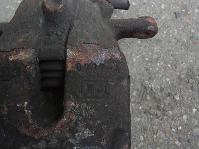 bontott OPEL AGILA Bal első Féknyereg Munkahengerrel