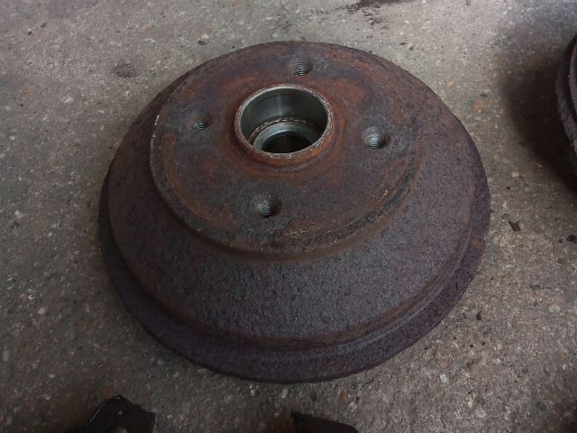 bontott OPEL AGILA Hátsó Fékdob Pár