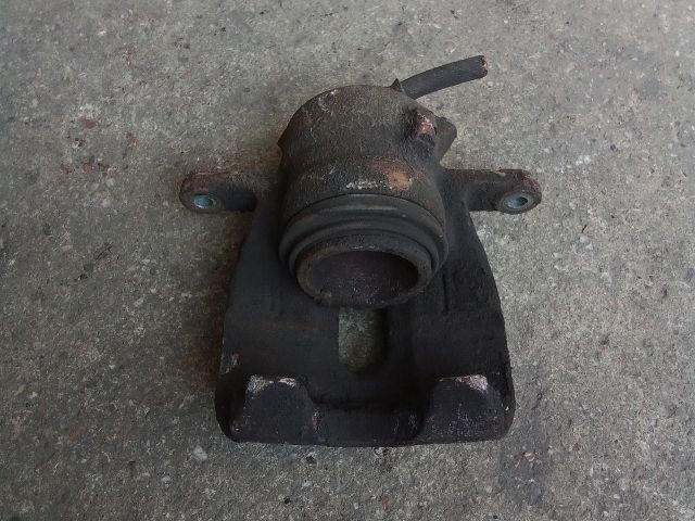 bontott OPEL AGILA Jobb első Féknyereg Munkahengerrel