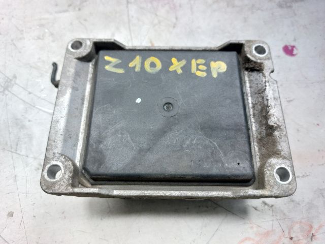 bontott OPEL AGILA Motorvezérlő