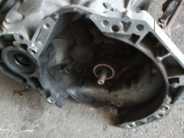 bontott OPEL AGILA Váltó (Mechanikus)