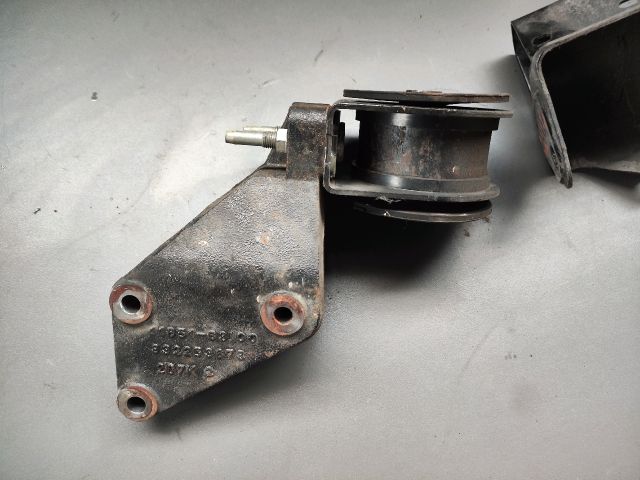 bontott OPEL AGILA Váltó Tartó Bak (Pozíciófüggetlen)