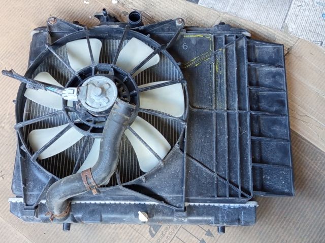 bontott OPEL AGILA Vízhűtő Radiátor (Nem klímás)