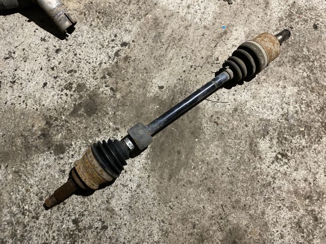 bontott OPEL AGILA Bal Féltengely