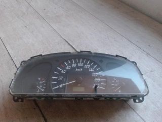 bontott OPEL AGILA Kilométeróra