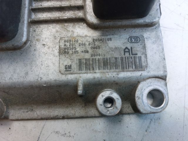 bontott OPEL AGILA Motorvezérlő