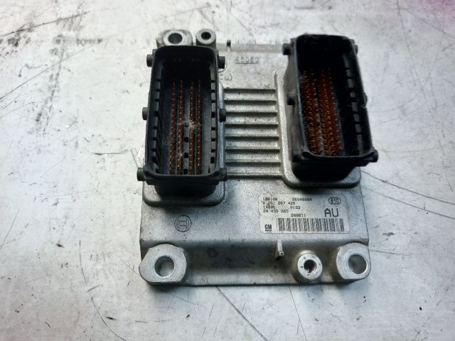 bontott OPEL AGILA Motorvezérlő
