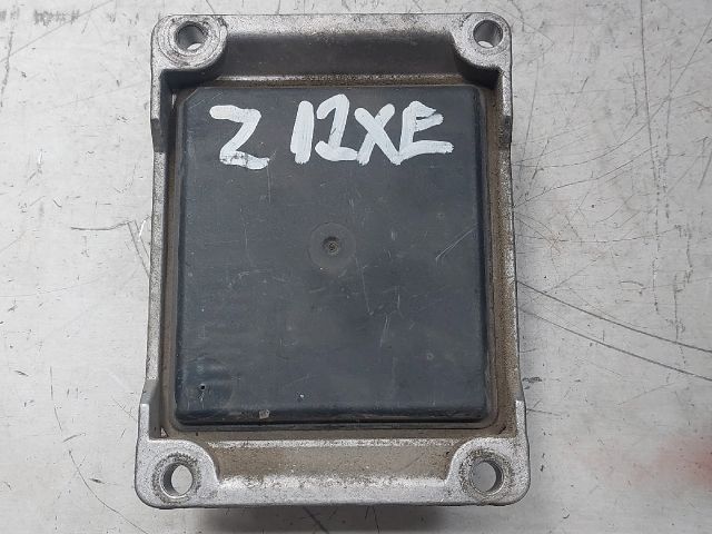 bontott OPEL AGILA Motorvezérlő