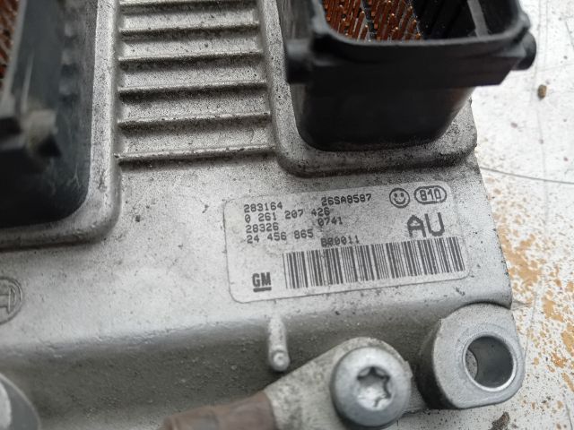 bontott OPEL AGILA Motorvezérlő