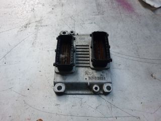 bontott OPEL AGILA Motorvezérlő