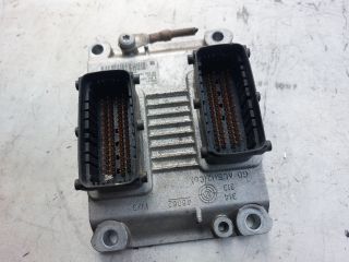 bontott OPEL AGILA Motorvezérlő