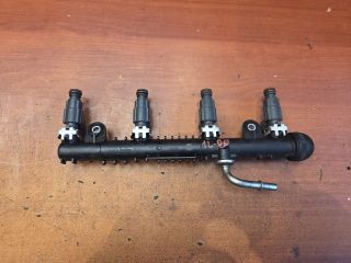 bontott OPEL AGILA Porlasztó Sor / Híd