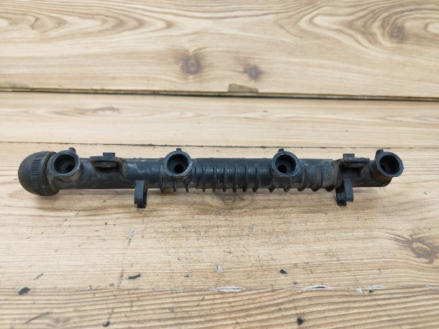 bontott OPEL AGILA Porlasztó Sor / Híd