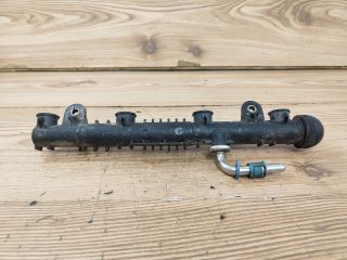 bontott OPEL AGILA Porlasztó Sor / Híd