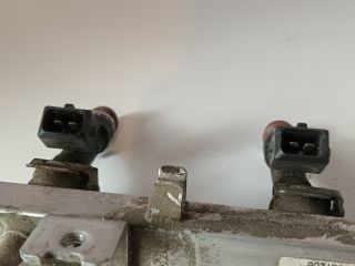 bontott OPEL AGILA Porlasztó Sor / Híd