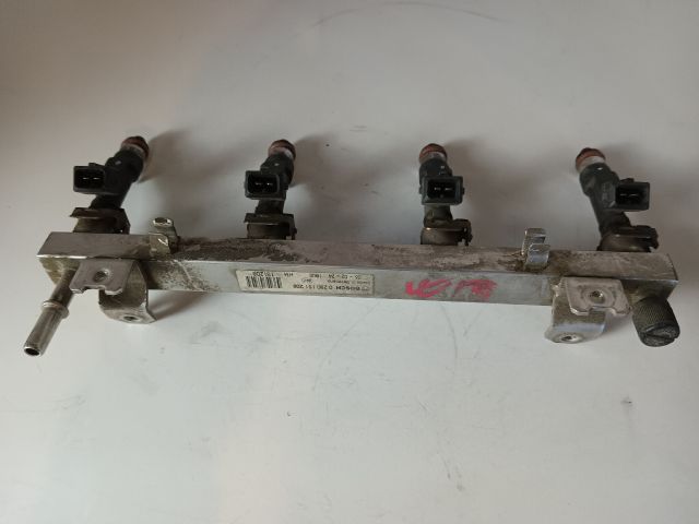 bontott OPEL AGILA Porlasztó Sor / Híd