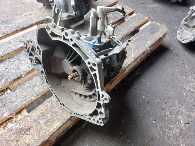 bontott OPEL AGILA Váltó (Mechanikus)