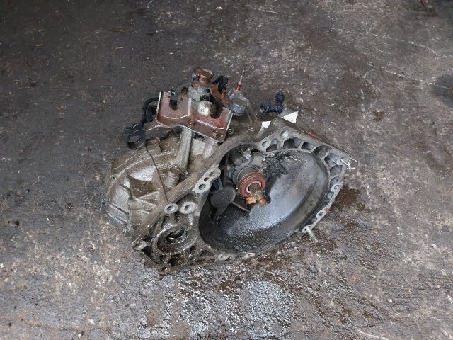 bontott OPEL AGILA Váltó (Mechanikus)