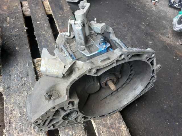 bontott OPEL AGILA Váltó (Mechanikus)
