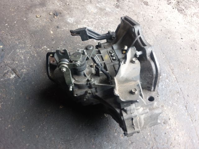 bontott OPEL AGILA Váltó (Mechanikus)